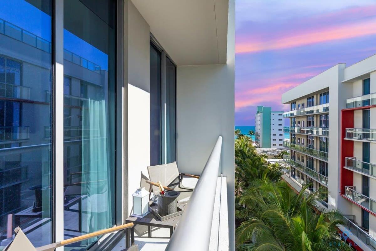 Amazing Pool - Hot Tub - Gym - Hollywood Beach Villa Exterior photo